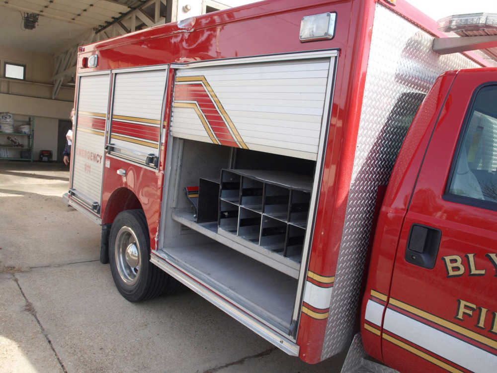 Local News: City equipment damaged in wreck (11/19/14)