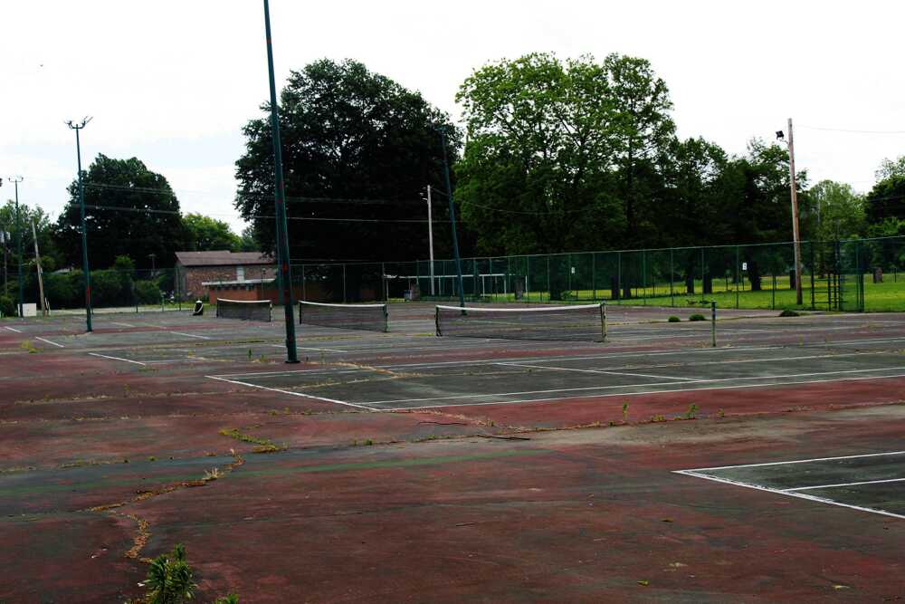 Logan announces plans to upgrade Walker Park tennis courts